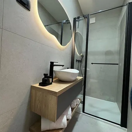 Barbara Konukevi Stobreč