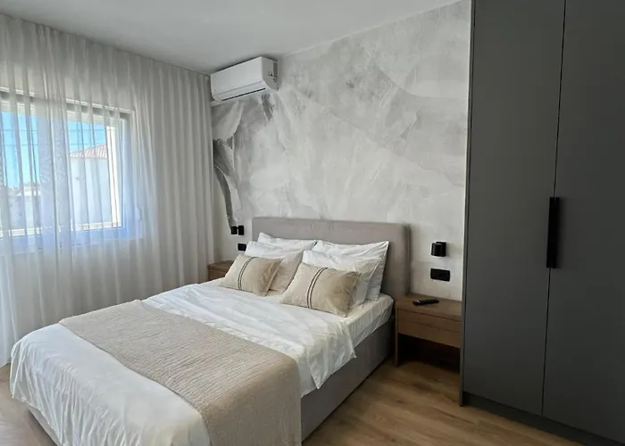 Barbara 3*